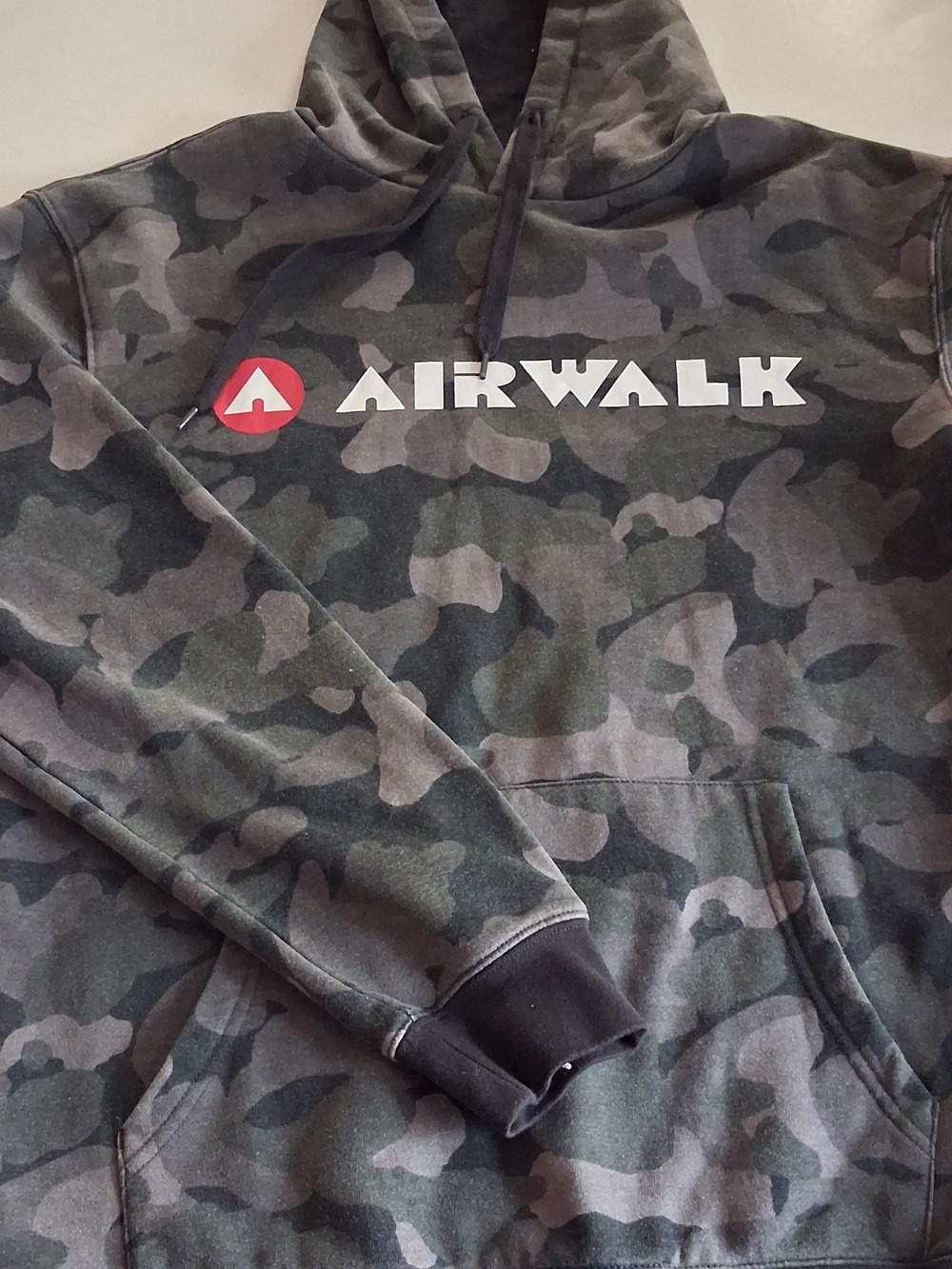 Airwalk Men’s Camouflage Hoodie - Green Camo
